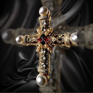 Elegant Gold and Pearl Cross Pendant